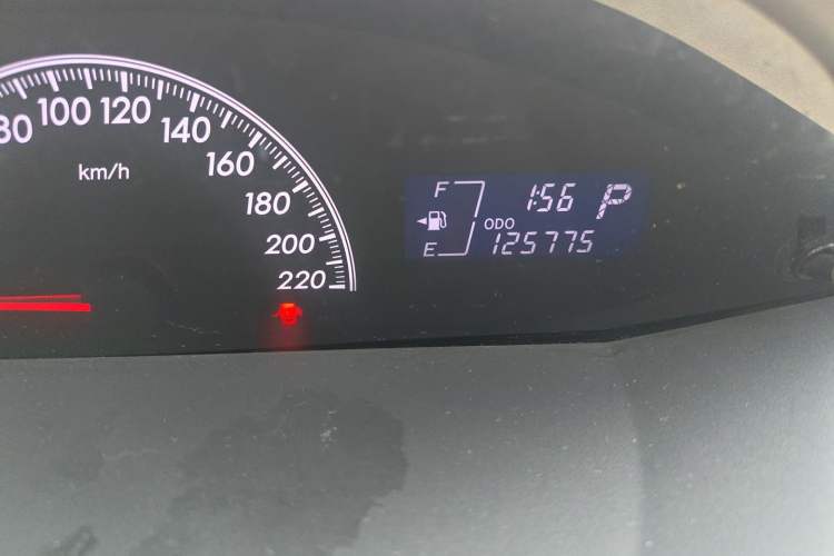 Used Toyota Yaris 2011 1.6E Automatic Charm Edition Odometer Close Up