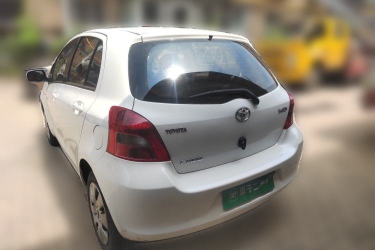 Used Toyota Yaris 2011 1.6E Automatic Charm Edition Rear Left 45 Deg