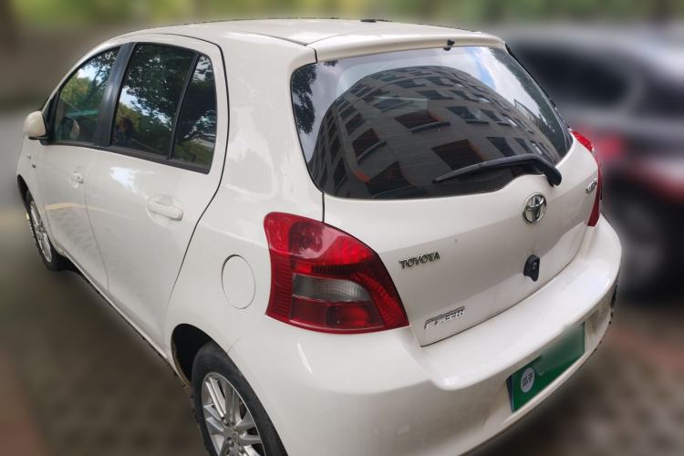 Used Toyota Yaris 2011 1.6E Automatic Charm Edition Rear Left 45 Deg