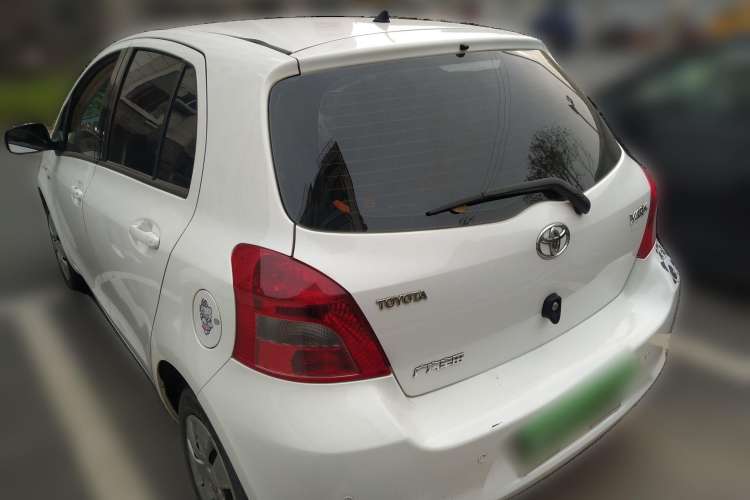 Used Toyota Yaris 2011 1.6E Automatic Charm Edition Rear Left 45 Deg