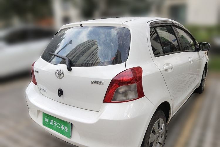 Used Toyota Yaris 2011 1.6E Automatic Charm Edition Rear Right 45 Deg