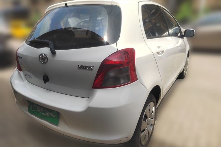 Used Toyota Yaris 2011 1.6E Automatic Charm Edition Rear Right 45 Deg