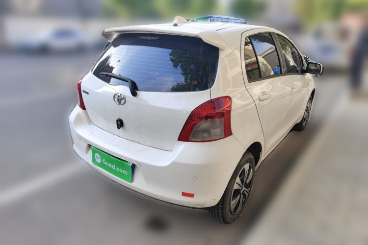 Used Toyota Yaris 2011 1.6E Automatic Charm Edition Rear Right 45 Deg
