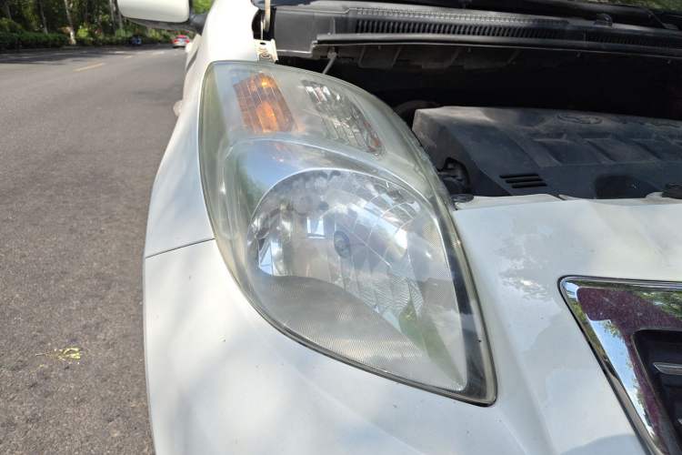 Used Toyota Yaris 2011 1.6E Automatic Charm Edition Right Front Headlight
