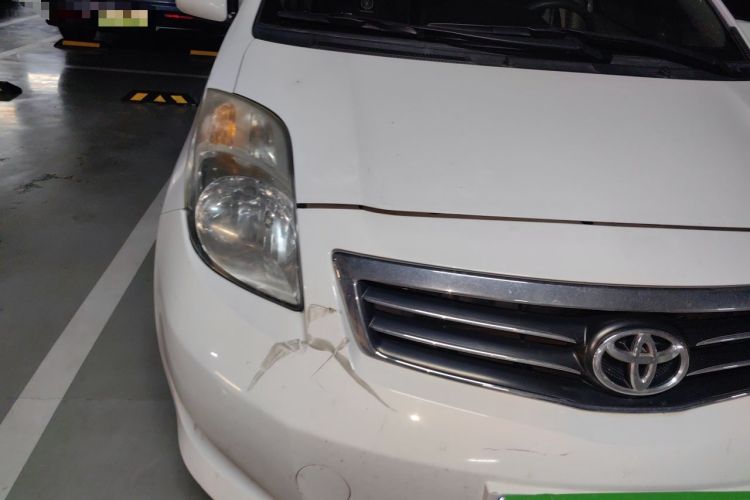 Used Toyota Yaris 2011 1.6E Automatic Charm Edition Right Front Headlight