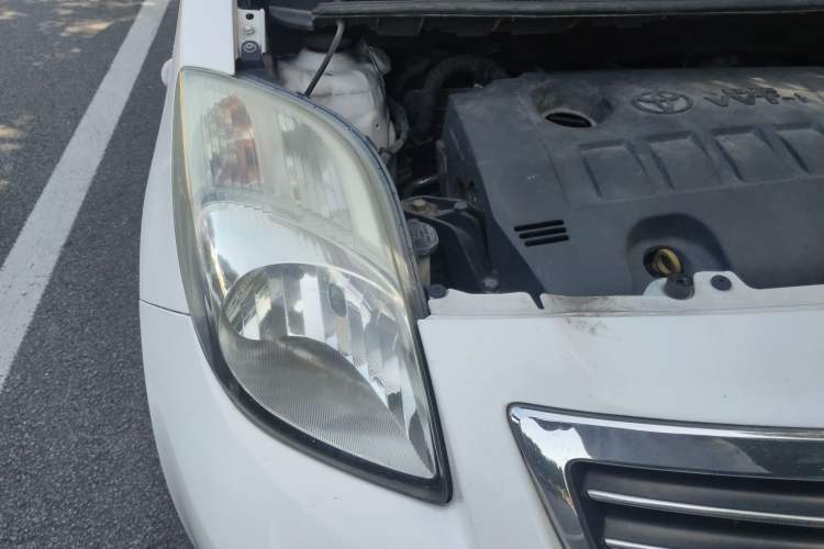 Used Toyota Yaris 2011 1.6E Automatic Charm Edition Right Front Headlight