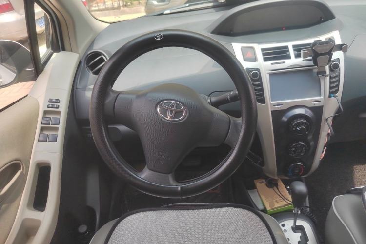 Used Toyota Yaris 2011 1.6E Automatic Charm Edition Steering Wheel