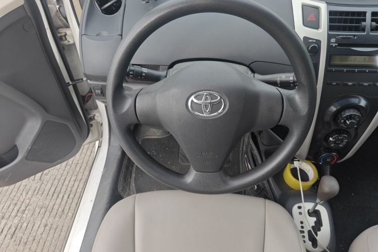 Used Toyota Yaris 2011 1.6E Automatic Charm Edition Steering Wheel