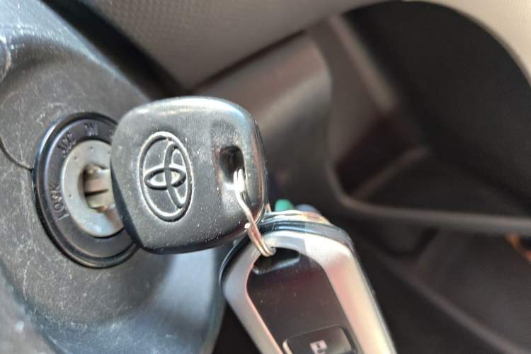 Used Toyota Yaris 2011 1.6E Automatic Charm Edition Vehicle Key