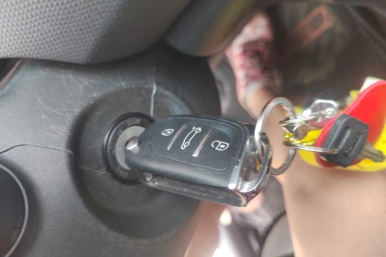 Used Toyota Yaris 2011 1.6E Automatic Charm Edition Vehicle Key