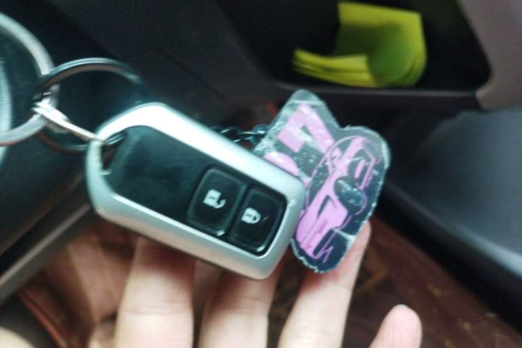 Used Toyota Yaris 2011 1.6E Automatic Charm Edition Vehicle Key