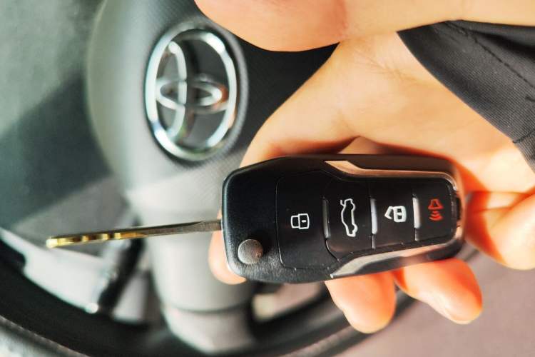Used Toyota Yaris 2011 1.6E Automatic Charm Edition Vehicle Key
