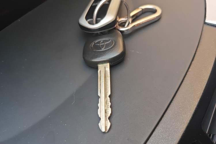 Used Toyota Yaris 2011 1.6E Automatic Charm Edition Vehicle Key