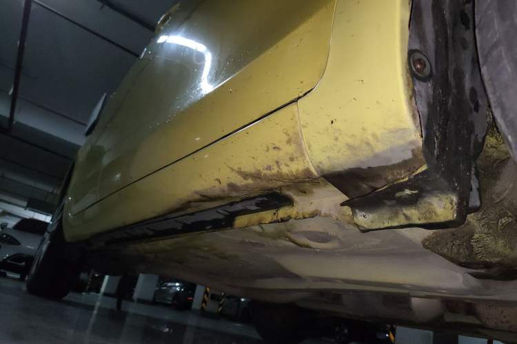 Used Toyota Yaris 2011 1.6E Automatic Charm Edition Chassis Front Right
