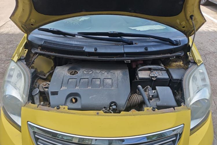 Used Toyota Yaris 2011 1.6 GS Automatic Sharp Edition Engine Bay