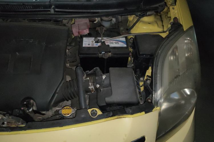 Used Toyota Yaris 2011 1.6E Automatic Charm Edition Engine Bay Left