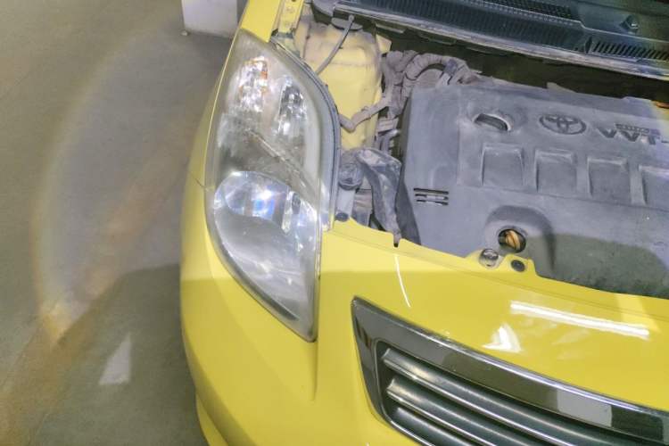 Used Toyota Yaris 2011 1.6E Automatic Charm Edition Engine Bay Right