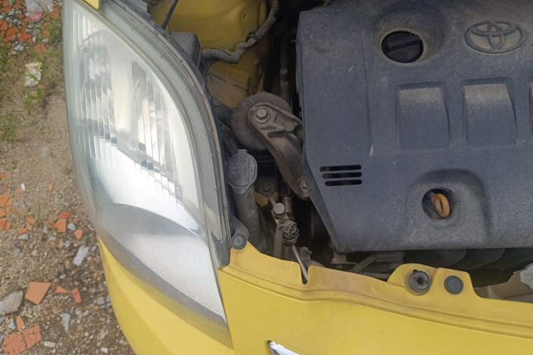 Used Toyota Yaris 2011 1.6E Automatic Charm Edition Engine Bay Right