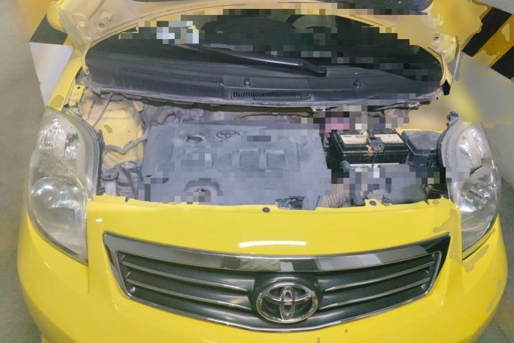 Used Toyota Yaris 2011 1.6E Automatic Charm Edition Engine Bay