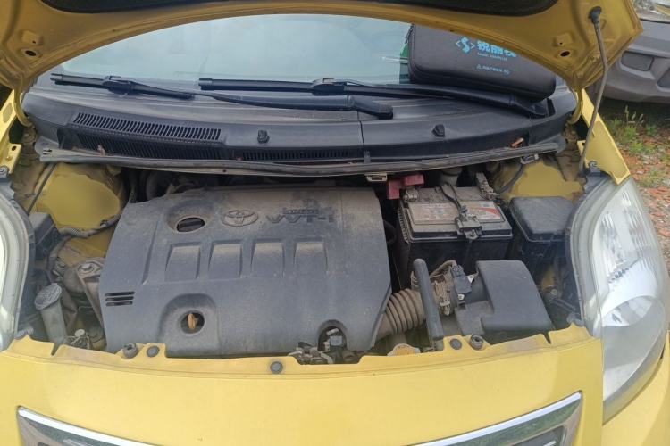 Used Toyota Yaris 2011 1.6E Automatic Charm Edition Engine Bay