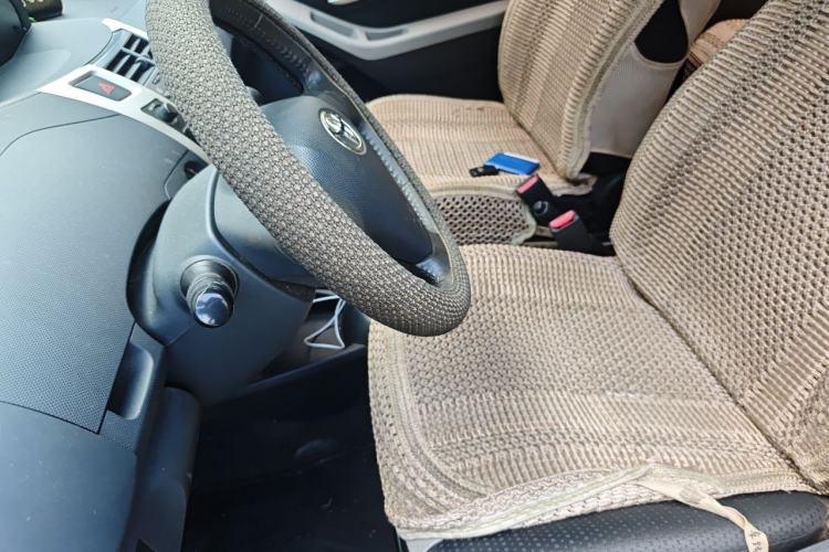 Used Toyota Yaris 2011 1.6 GS Automatic Sharp Edition Left Front Seat