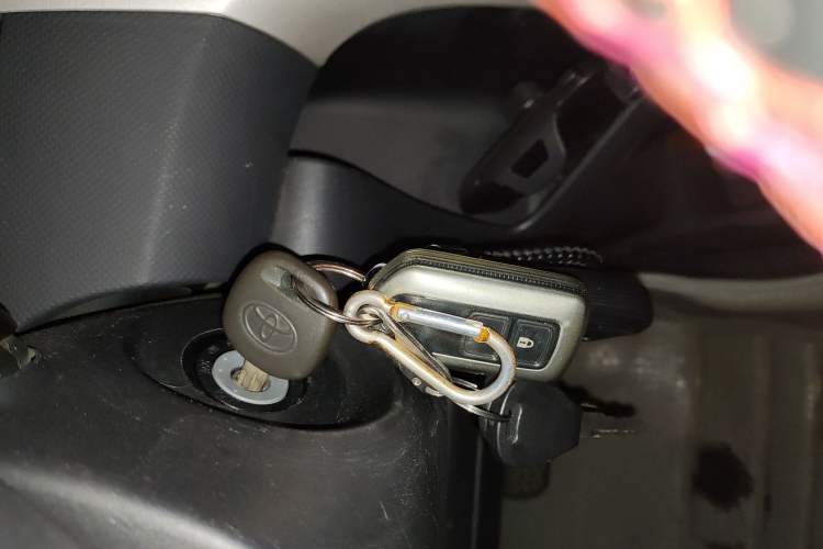 Used Toyota Yaris 2011 1.6E Automatic Charm Edition Vehicle Key