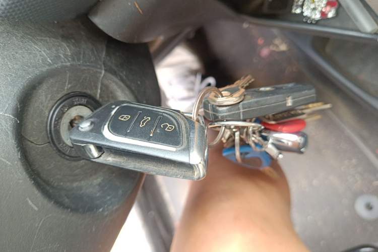 Used Toyota Yaris 2011 1.6E Automatic Charm Edition Vehicle Key