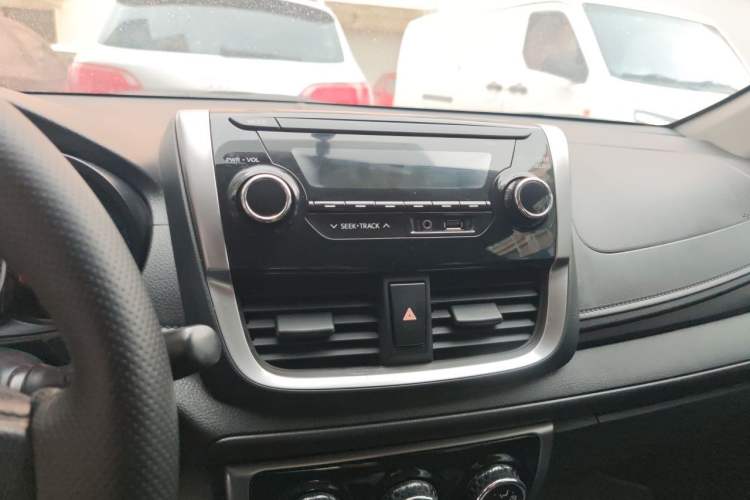 Used Toyota YARiS L Zhi Xiang 2017 1.5E CVT Dynamic Edition Audio And AC Panel
