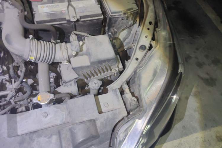 Used Toyota YARiS L Zhi Xiang 2017 1.5E CVT Dynamic Edition Engine Bay Left