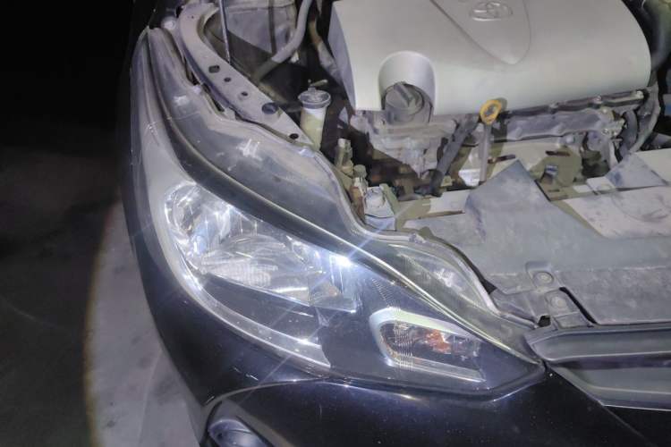Used Toyota YARiS L Zhi Xiang 2017 1.5E CVT Dynamic Edition Right Front Headlight