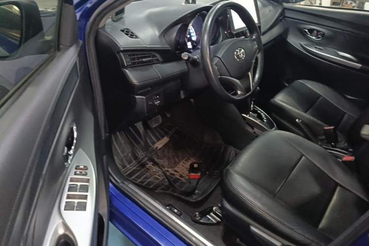 Used Toyota YARiS L Zhi Xiang 2017 1.5G CVT Xuan Dong Skyroof Edition Driver Seat