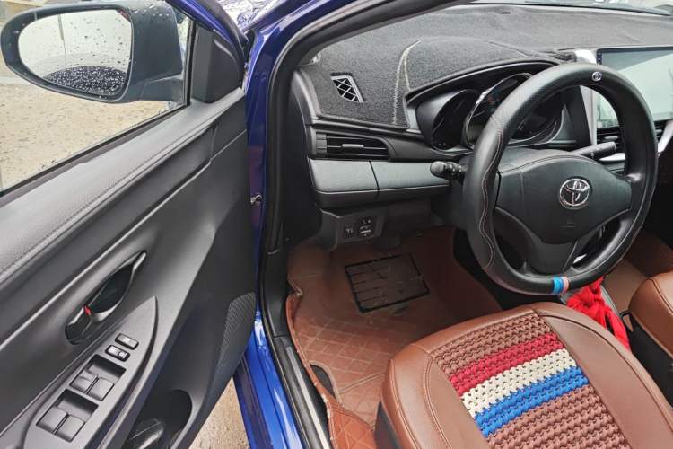 Used Toyota YARiS L Zhi Xiang 2017 1.5E CVT Dynamic Edition Driver Seat