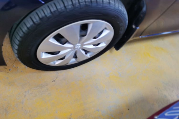 Used Toyota YARiS L Zhi Xiang 2017 1.3E CVT Charming Edition Left Front Wheel Hub