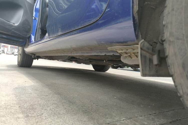 Used Toyota YARiS L Zhi Xiang 2017 1.3E Manual Charm Edition Left Side Sill