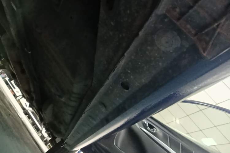 Used Toyota YARiS L Zhi Xiang 2017 1.5G CVT Xuan Dong Skyroof Edition Left Side Sill