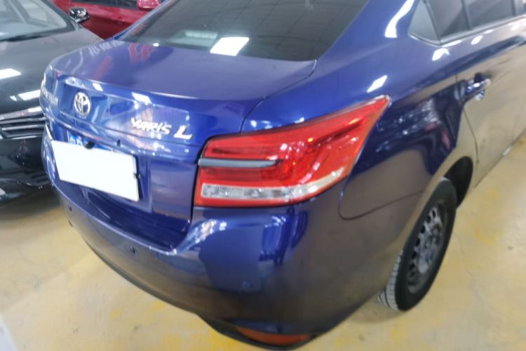 Used Toyota YARiS L Zhi Xiang 2017 1.3E CVT Charming Edition Right Rear Taillight