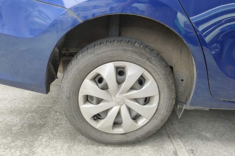 Used Toyota YARiS L Zhi Xiang 2017 1.3E Manual Charm Edition Right Rear Wheel Hub