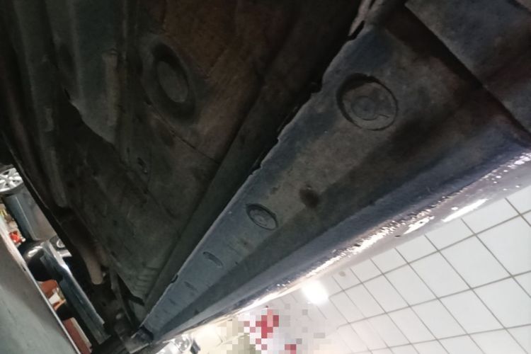 Used Toyota YARiS L Zhi Xiang 2017 1.5G CVT Xuan Dong Skyroof Edition Right Side Sill