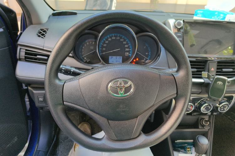 Used Toyota YARiS L Zhi Xiang 2017 1.5E CVT Dynamic Edition Steering Wheel