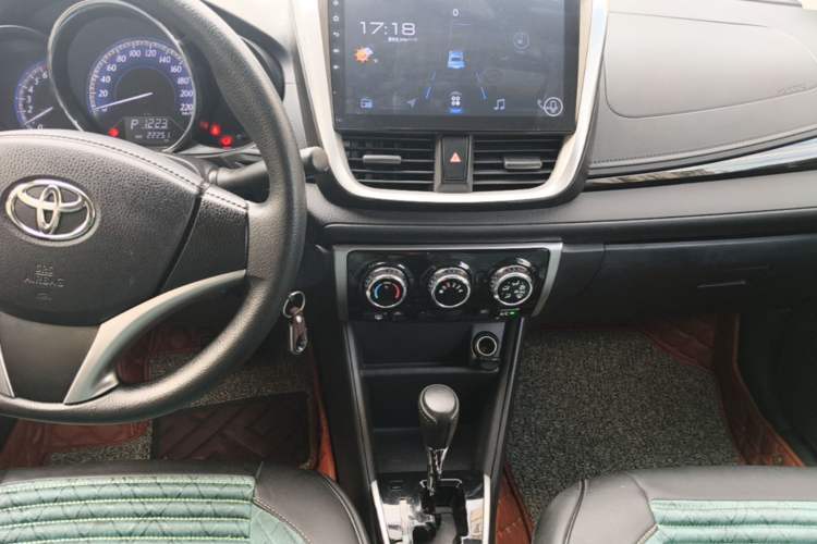 Used Toyota YARiS L Zhi Xiang 2017 1.5G CVT Xuan Dong Skyroof Edition Audio And AC Panel