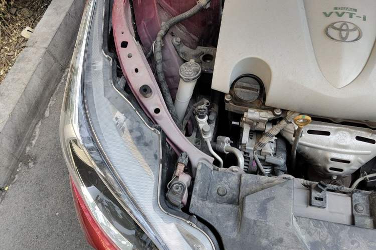 Used Toyota YARiS L Zhi Xiang 2017 1.5E CVT Dynamic Edition Engine Bay Right