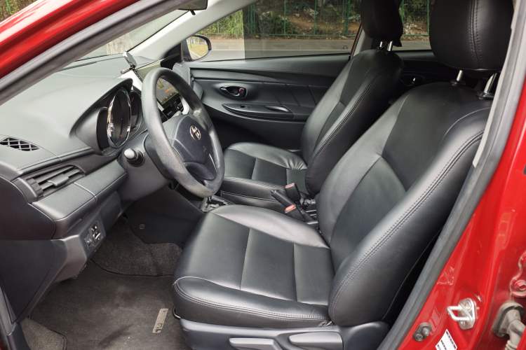 Used Toyota YARiS L Zhi Xiang 2017 1.5E CVT Dynamic Edition Interior 2