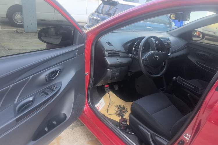 Used Toyota YARiS L Zhi Xiang 2017 1.5E Manual Charm Edition Interior 3