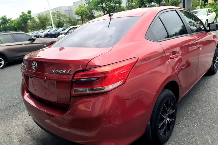 Used Toyota YARiS L Zhi Xiang 2017 1.5E CVT Dynamic Edition Rear Right 45 Deg