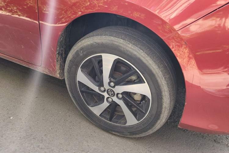 Used Toyota YARiS L Zhi Xiang 2017 1.5E CVT Dynamic Edition Right Front Wheel Hub