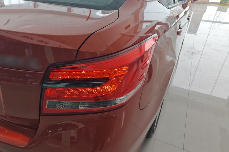 Used Toyota YARiS L Zhi Xiang 2017 1.5G CVT Xuan Dong Skyroof Edition Right Rear Taillight
