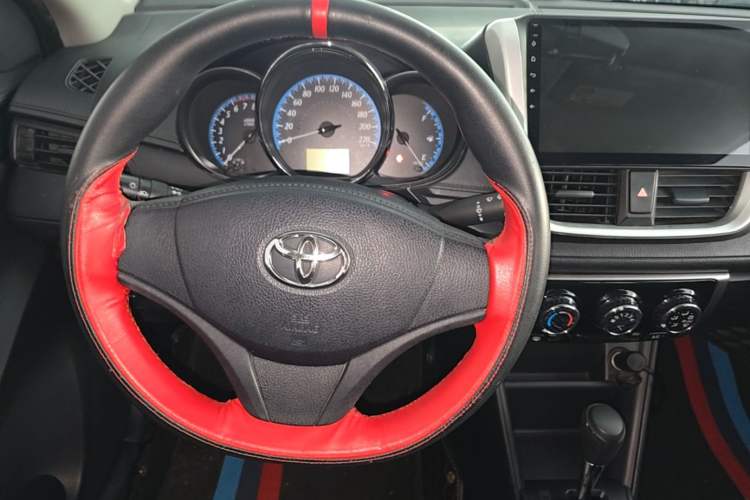 Used Toyota YARiS L Zhi Xiang 2017 1.5E CVT Dynamic Edition Steering Wheel
