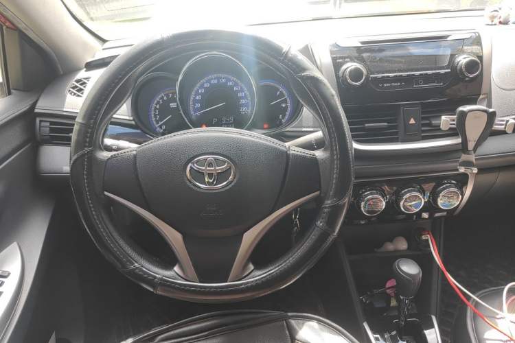 Used Toyota YARiS L Zhi Xiang 2017 1.5G CVT Xuan Dong Edition Steering Wheel