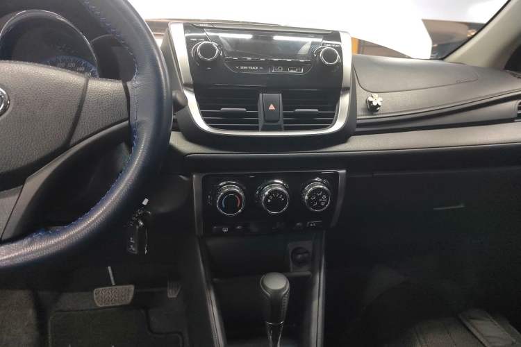 Used Toyota YARiS L Zhi Xiang 2017 1.5E CVT Dynamic Edition Audio And AC Panel