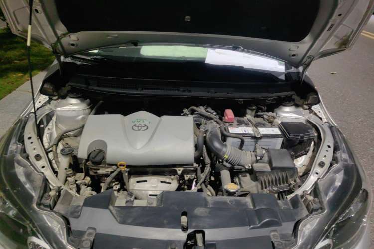 Used Toyota YARiS L Zhi Xiang 2017 1.5G CVT Xuan Dong Skyroof Edition Engine Bay